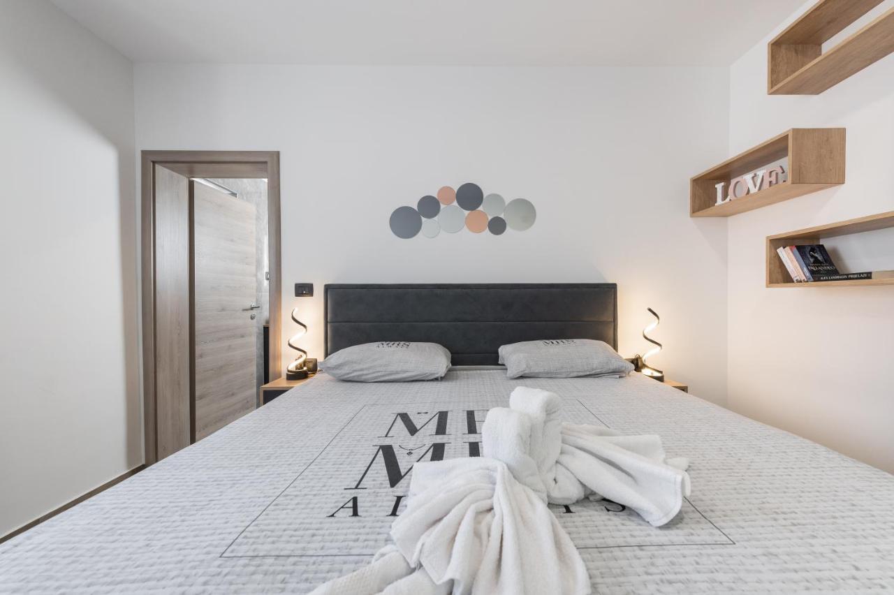 Green Luxury II With Heated Pool, Jacuzzi & Sauna Ruzici  Extérieur photo